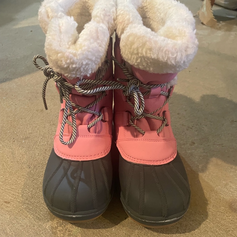 Girls Cat & Jack snow boots